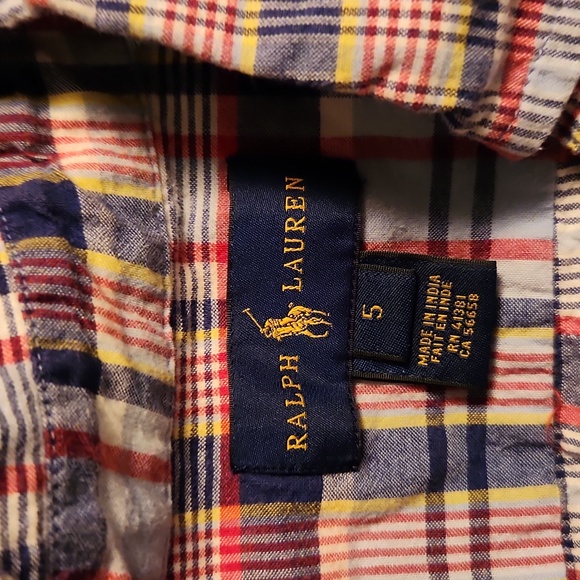 Lot of Boys long sleeve shirts and button downs. Size 5 and 5T - Picture 15 of 15